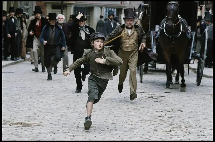 浅谈莫迪亚诺小说《朵拉·布鲁德》