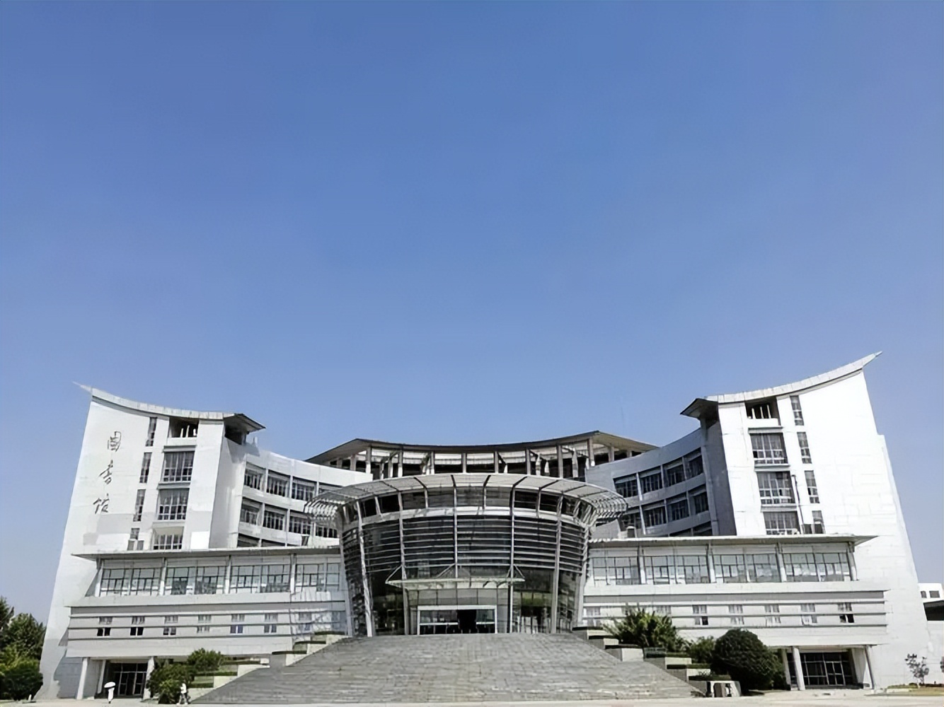 盐城师范和淮阴工程学院对比,淮阴工学院与盐城师范学院哪个好