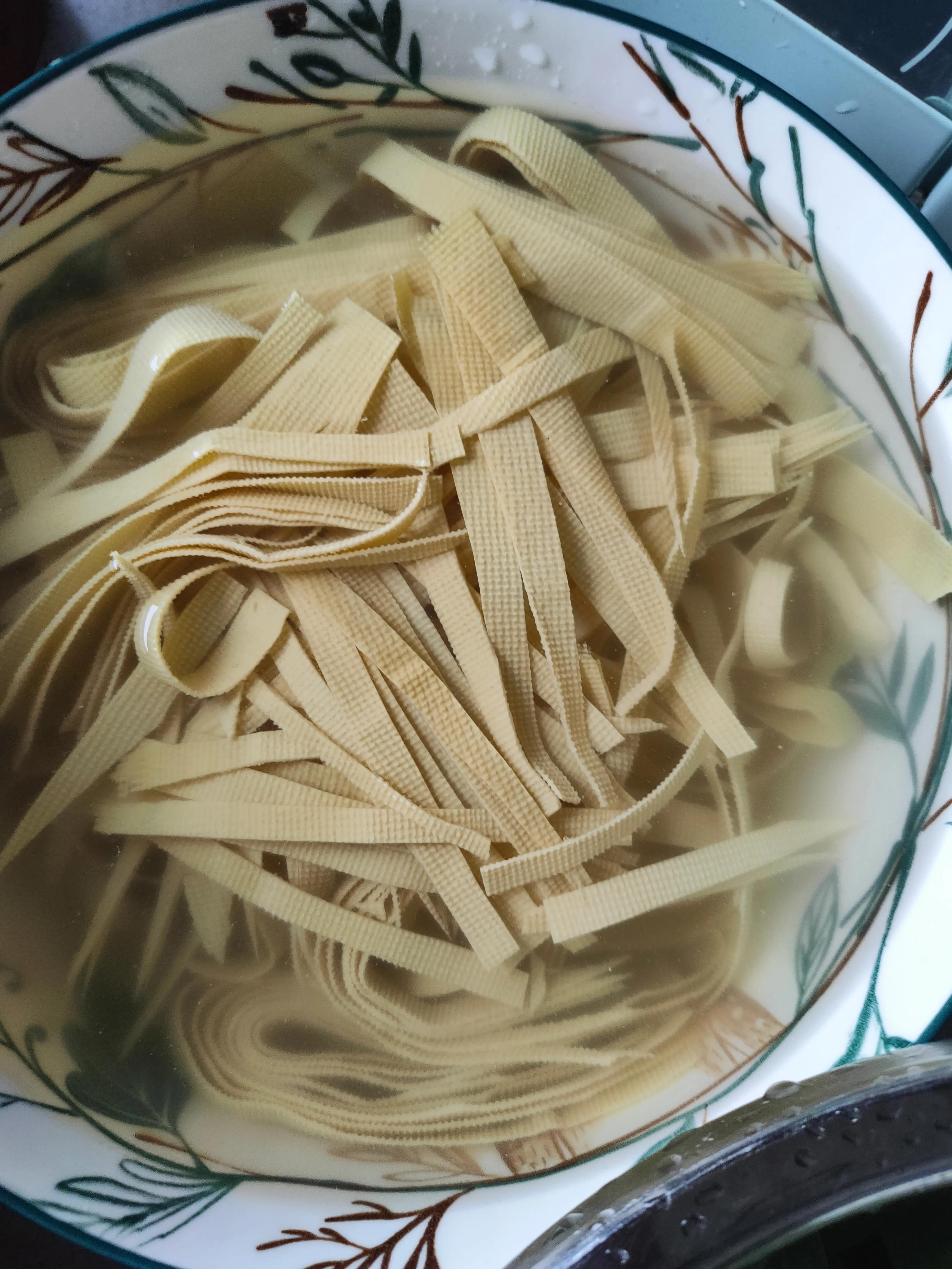 预拌粉在家自己怎么做,在家做漏粉