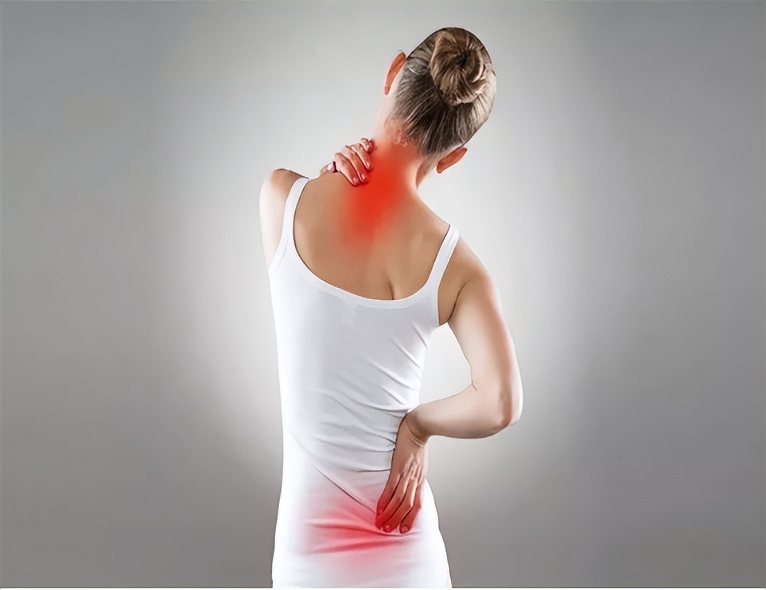 肺癌引起的肩背痛与肩周炎的区别,肺癌引起的肩膀疼早期症状