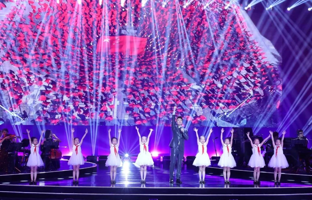 汤非歌乡愁,汤非爱上一座城