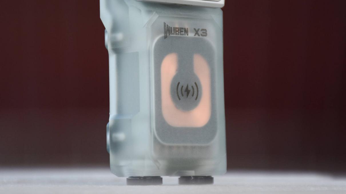 务本x3手电筒,务本x3手电