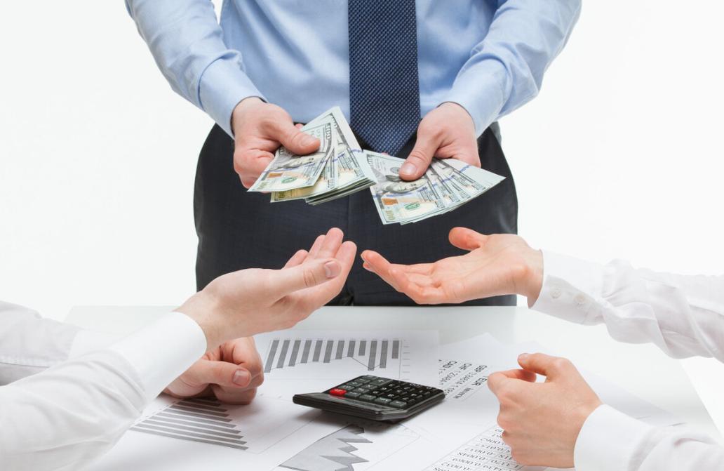 公转私50万货款要缴税吗,公转私大额转账人行审核需要多久