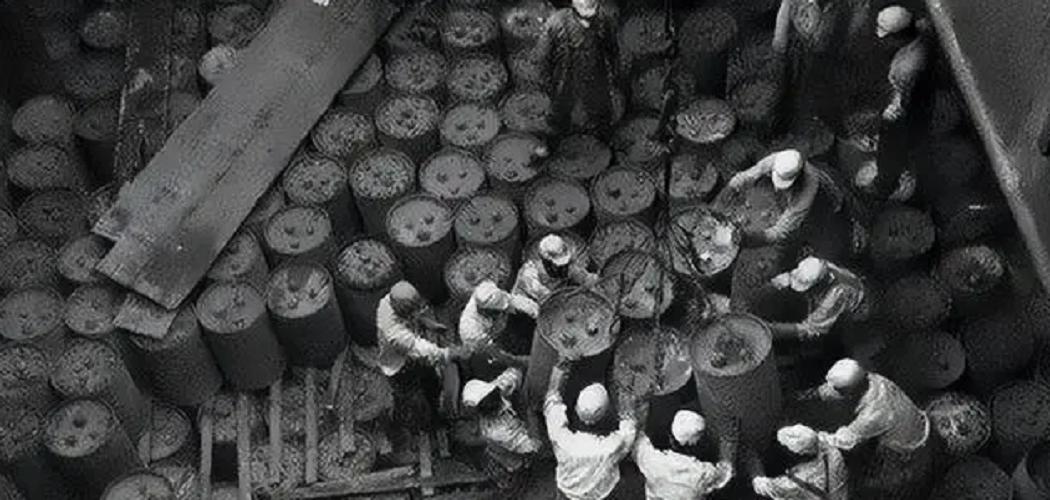 侵华日军老兵说东北地下有毒气弹,日本人埋藏下的毒气弹