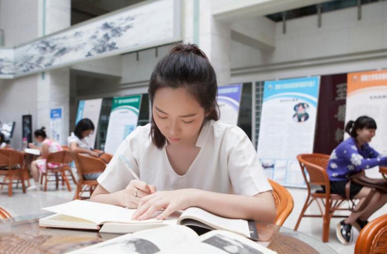 “6级才能专业自由”，一份学生家庭收入等级表，或成填报指南