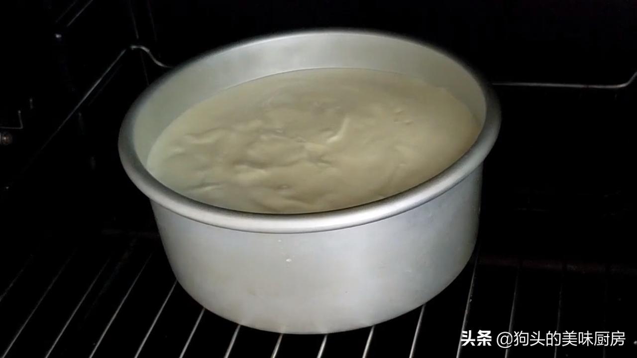 在家做不用打蛋器全手工生日蛋糕,做生日蛋糕不用火不用电不用鸡蛋