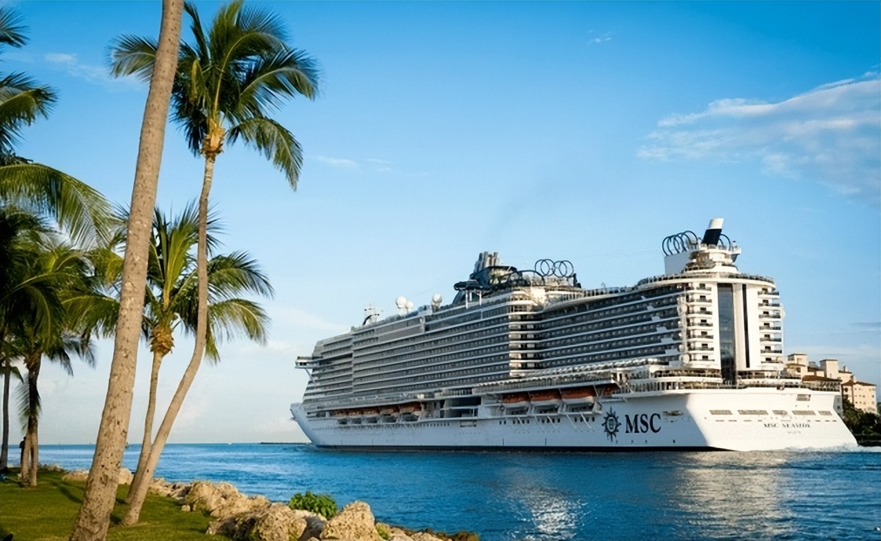 卡塔尔一共花了多少亿,卡塔尔特别有钱吗