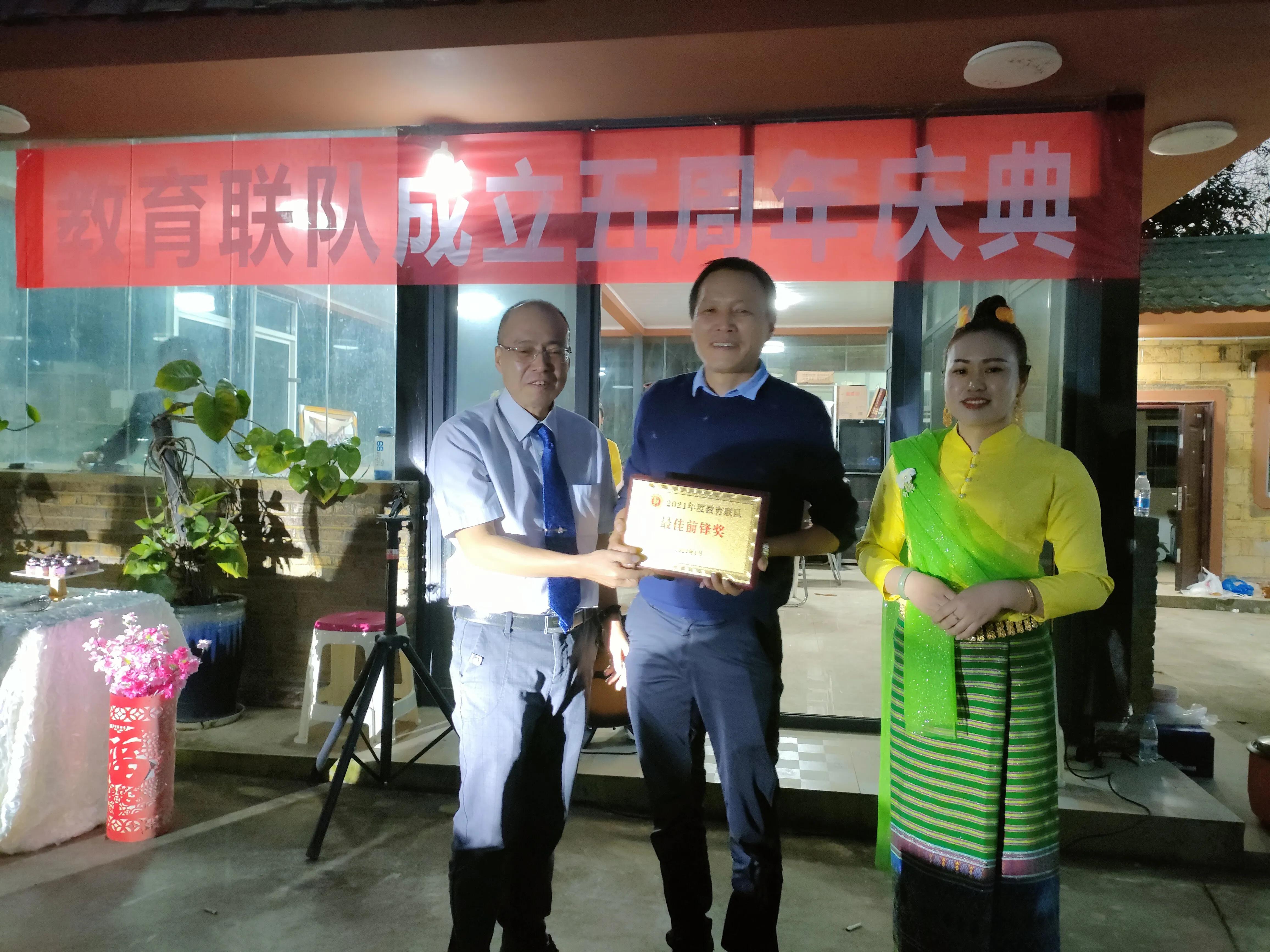 足球队成立祝贺词,足球队2022新春祝福视频