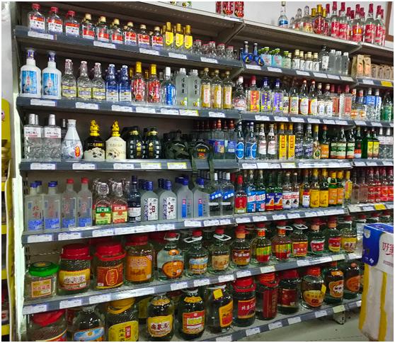 超市3大倒霉酒，全是100%纯粮佳酿，却因太便宜在货架上积灰