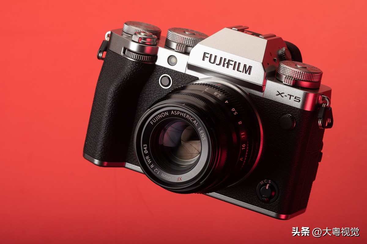 相机点评|富士X-T5微单相机值得入手吗