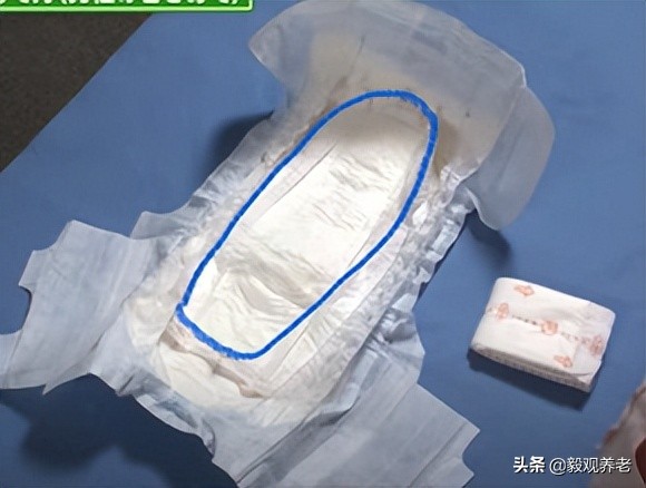 成人纸尿裤的正确使用方法,老人常穿纸尿裤有什么坏处