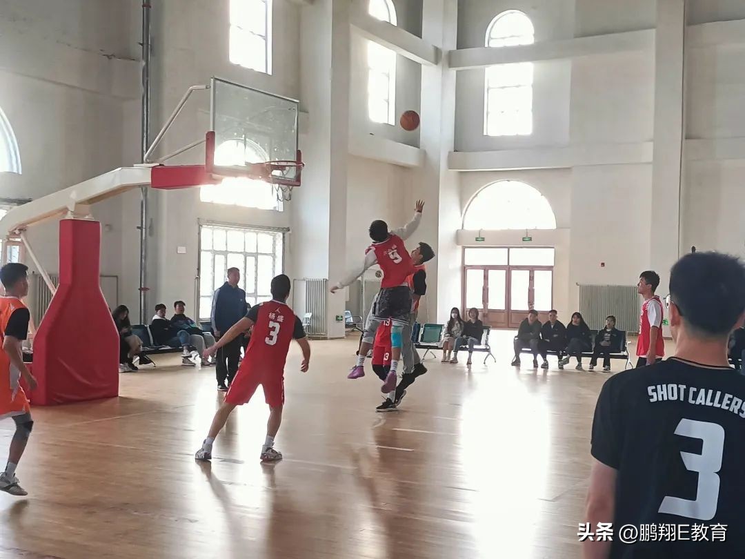 【团情速递】｜满洲里俄语职业学院青春怀揣热血，运动焕发激情