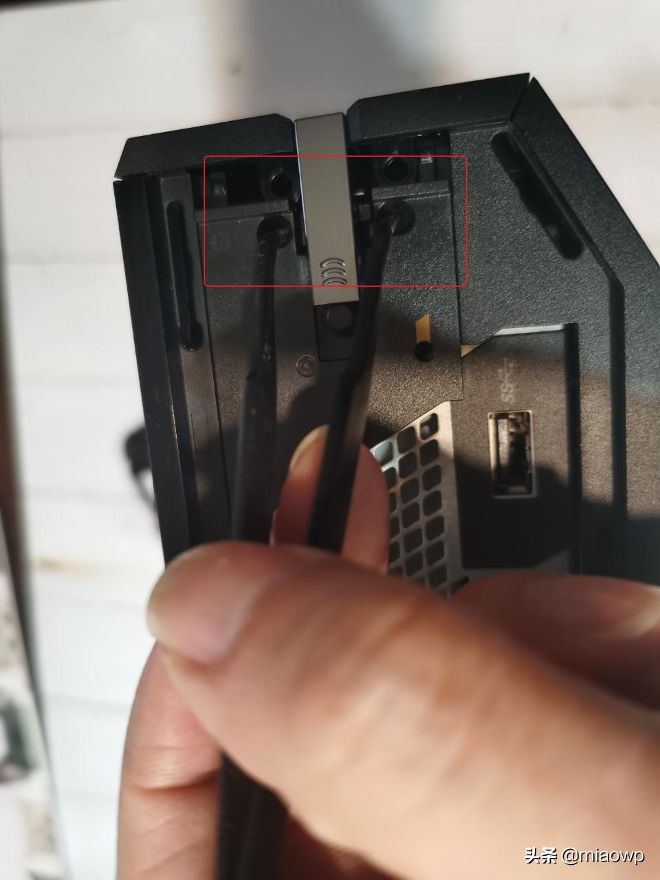 xboxone升级完开机黑屏,xboxone维修教程