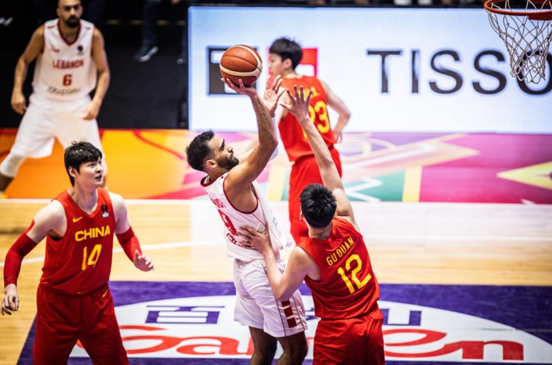 徐杰最后3秒绝杀视频,徐杰两个3+1绝杀原视频