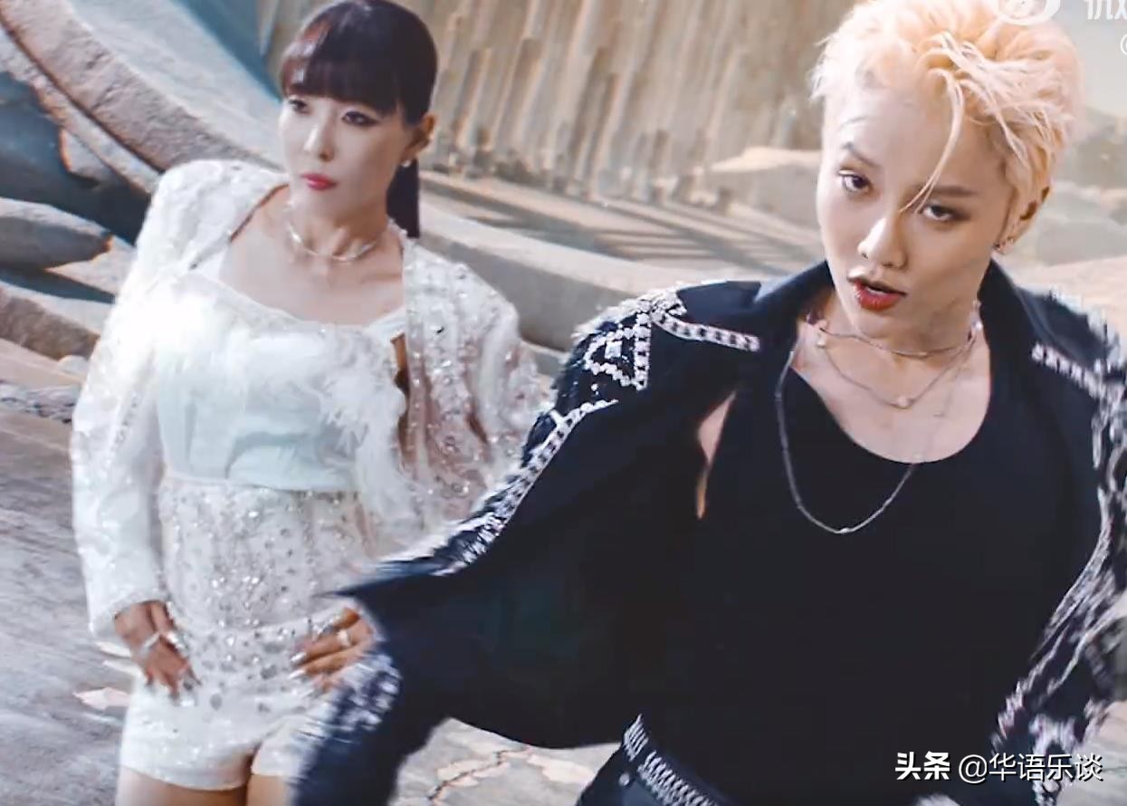 邓紫棋周杰伦一起发专辑,周杰伦邓紫棋演唱会高清版