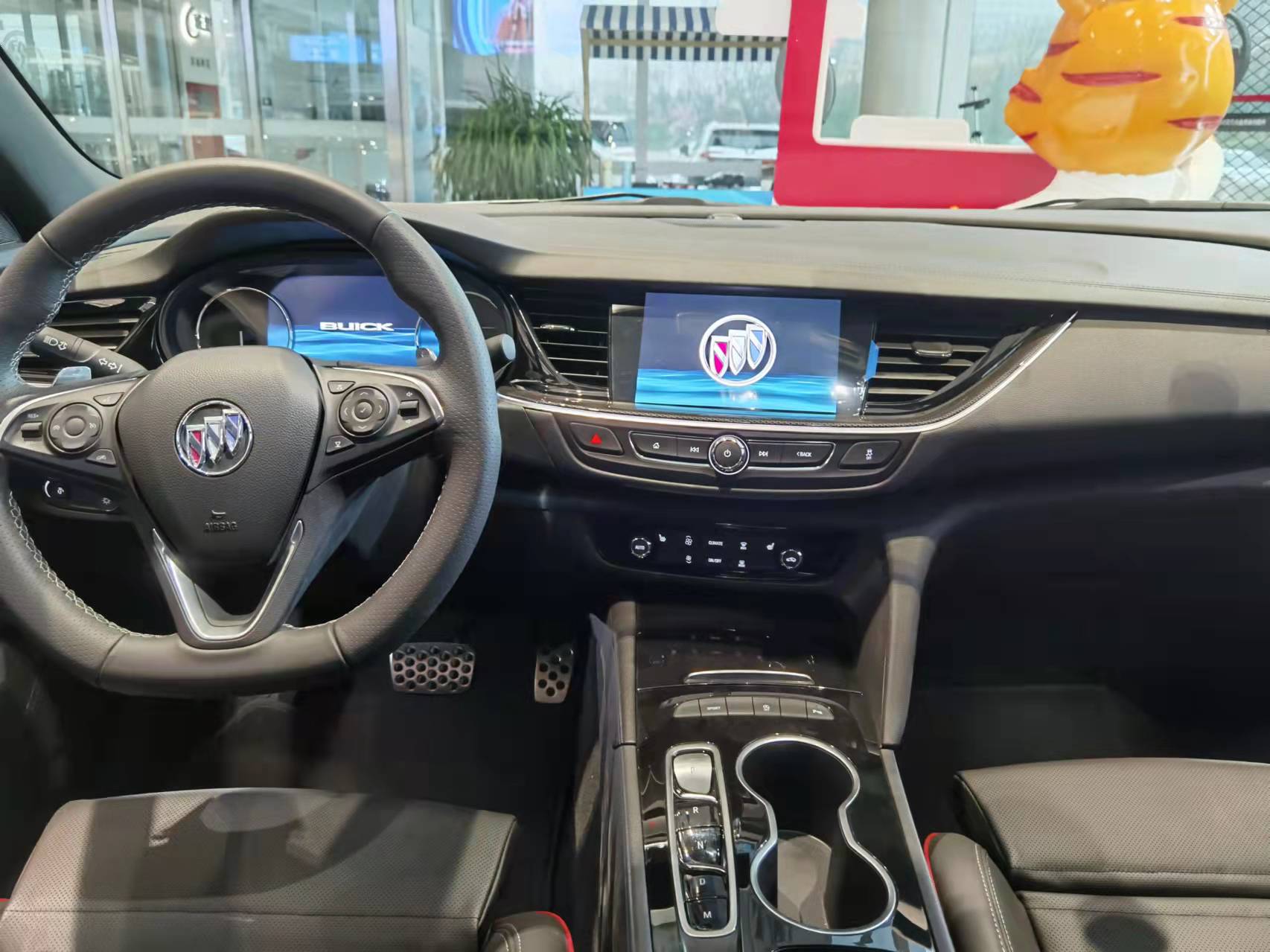 科技感性价比高的车,别克君威科技