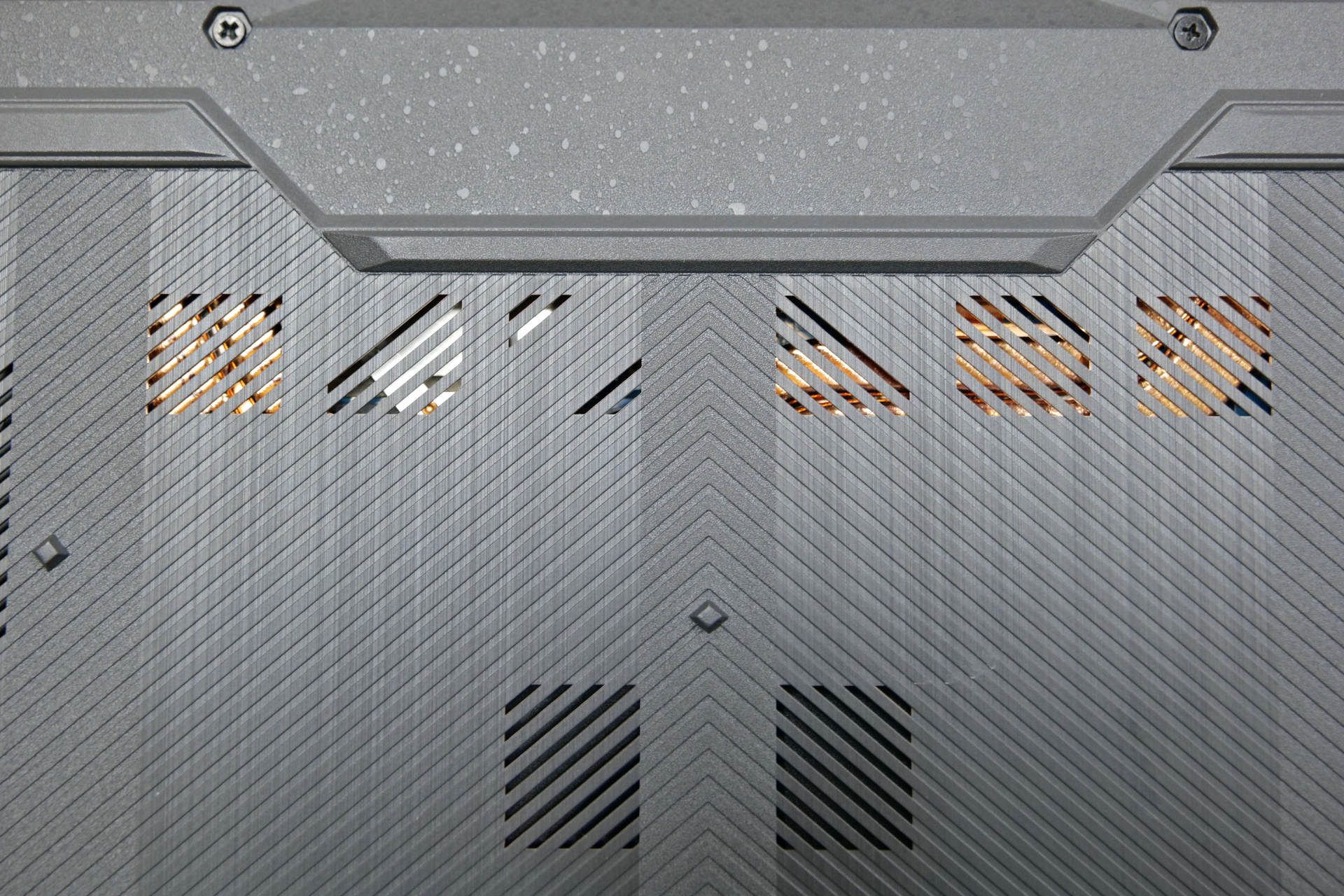 聊一款售价亲民的rtx3060游戏本,rtx4060的游戏本值得买吗