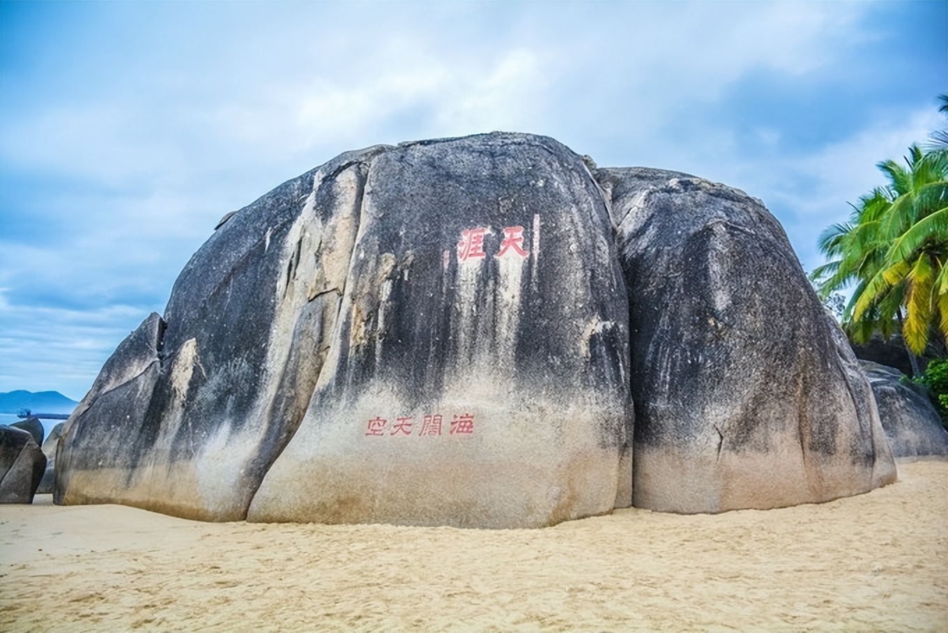 三亚纯玩深度游5天多少钱，海南三亚经典景点推荐