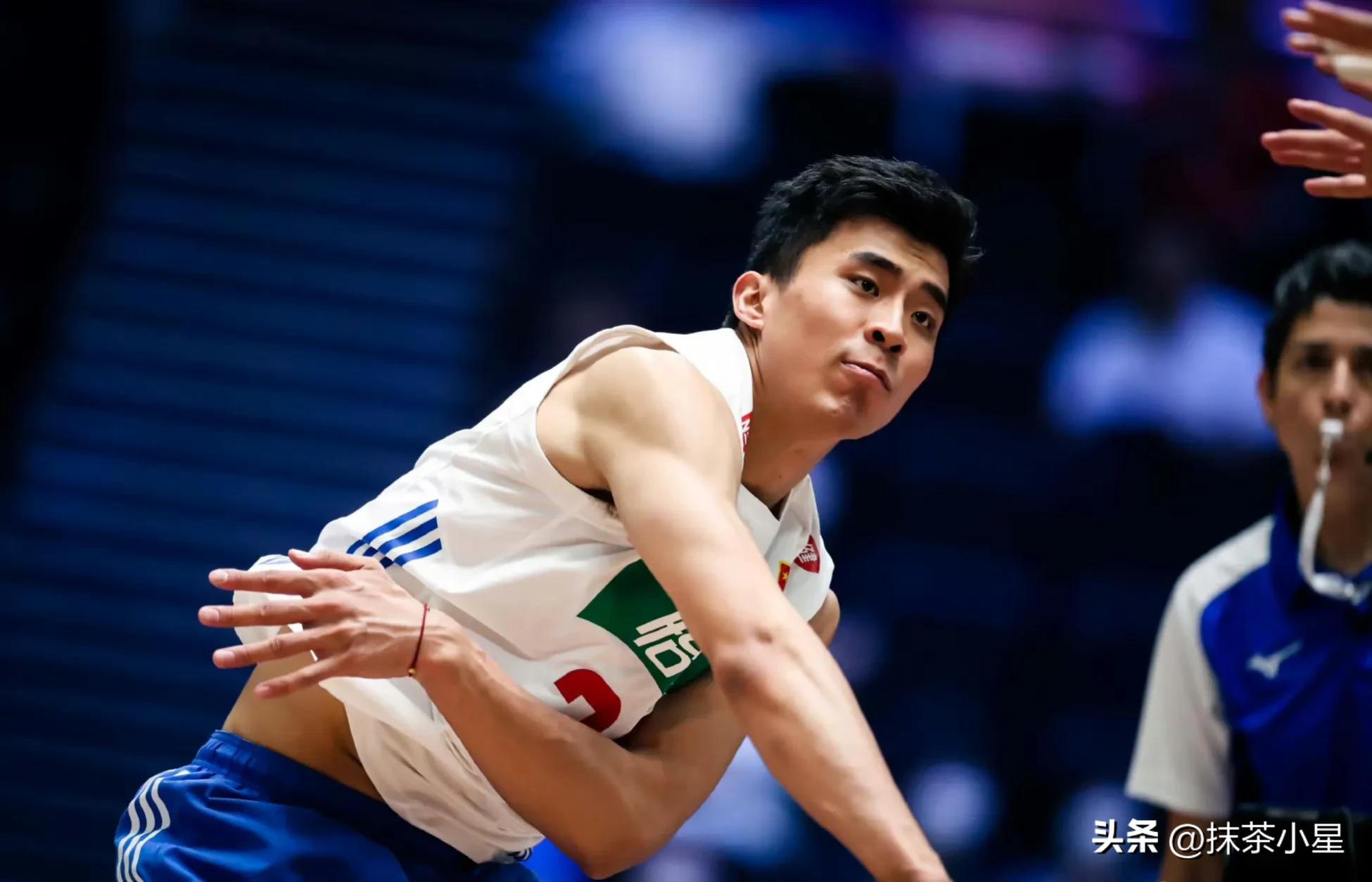 中国男排江川进攻慢动作,中国男排1-3塞尔维亚