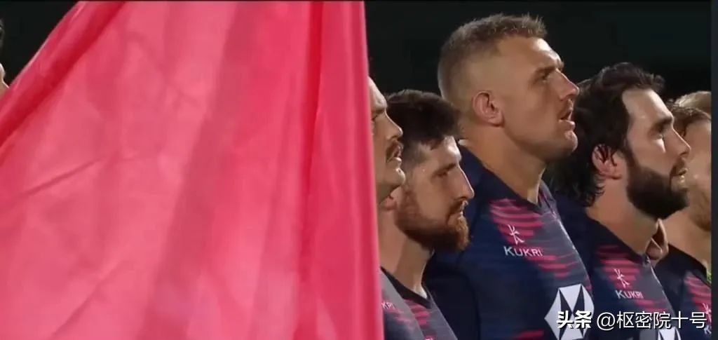 公然*辱侮***歌国**，这名“港独”被抓……