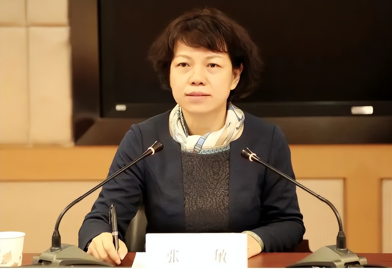 最新全国各省党政副职领导公示,政府部门副职都有一名女性吗