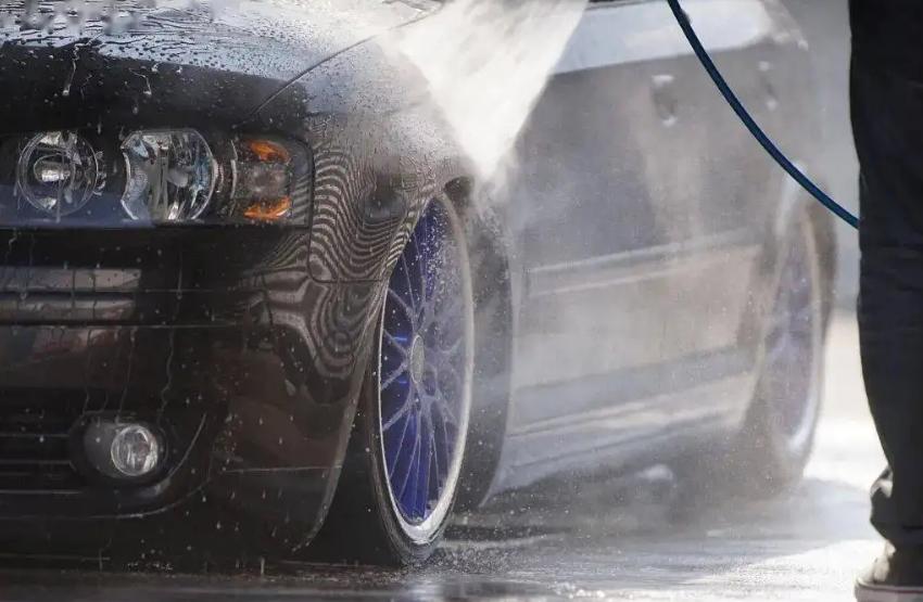 车靓靓一站式洗车平台,平坝区车靓靓上门洗车