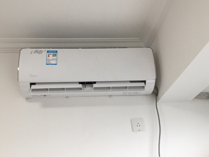 空调启动耗费的电量,格力1.5匹空调一小时耗费多少度电