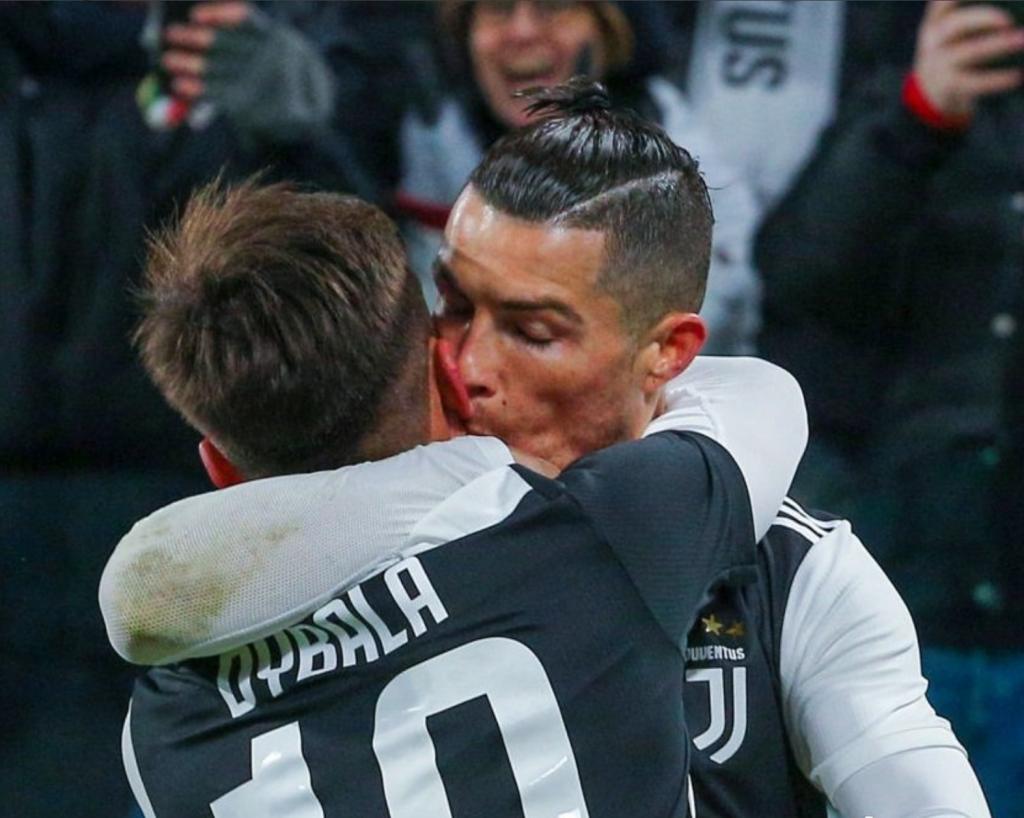 足球巨星c罗有几任妻子,c罗和女朋友情史