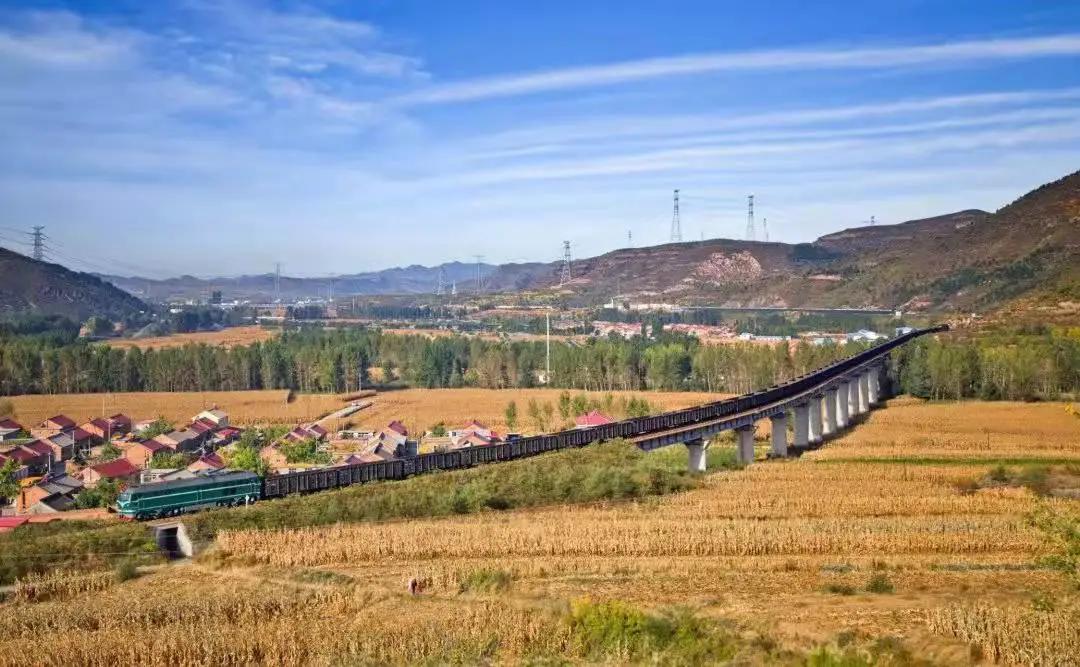 铁路春运火车票今起开售,2022铁路春运火车票开售