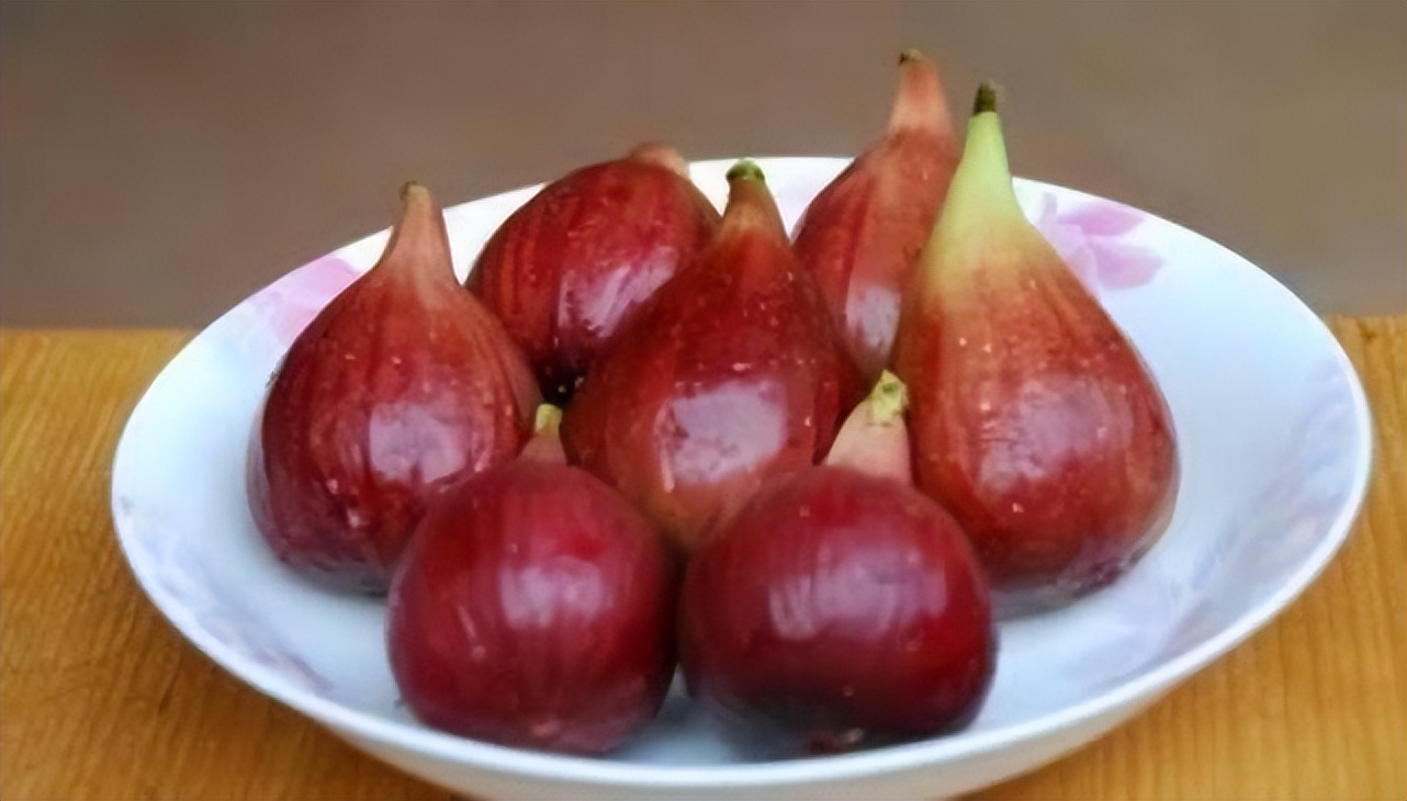 新鲜的好吃，晒干之后更香甜，在家里也能种植，真的太省钱了