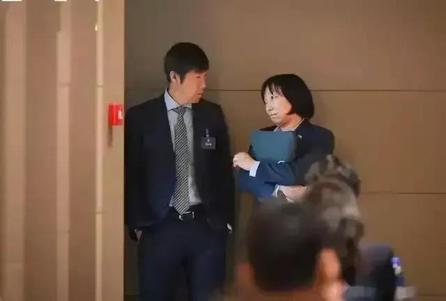 中国足球为何不打传控,选帅国足