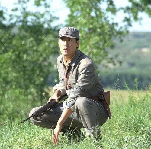 演员于震不为人知的故事,于震被泼酱油后续