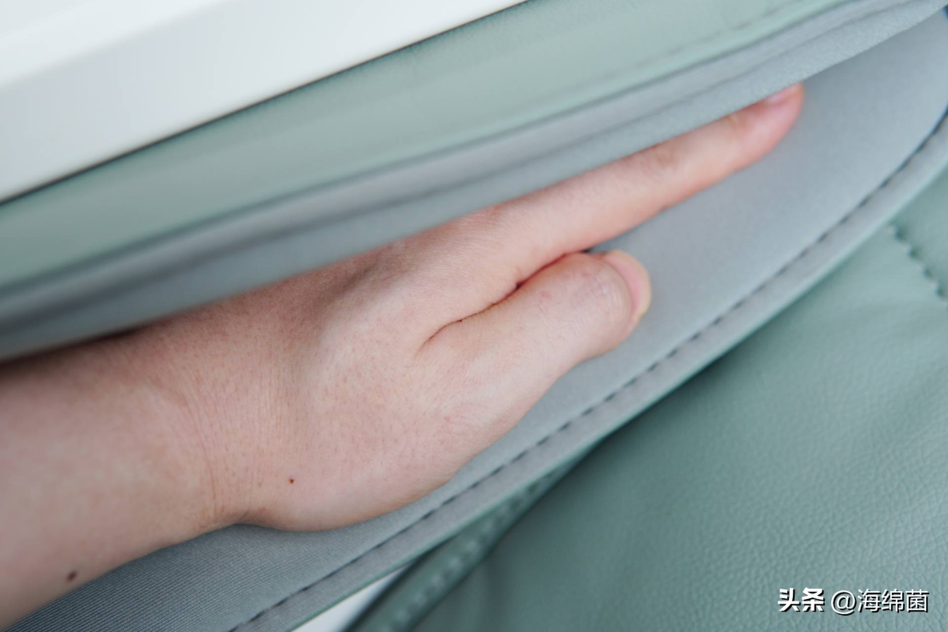 不用去泰国，在家享受舒爽拉伸按摩：奥佳华X9未来元气舱详细测评