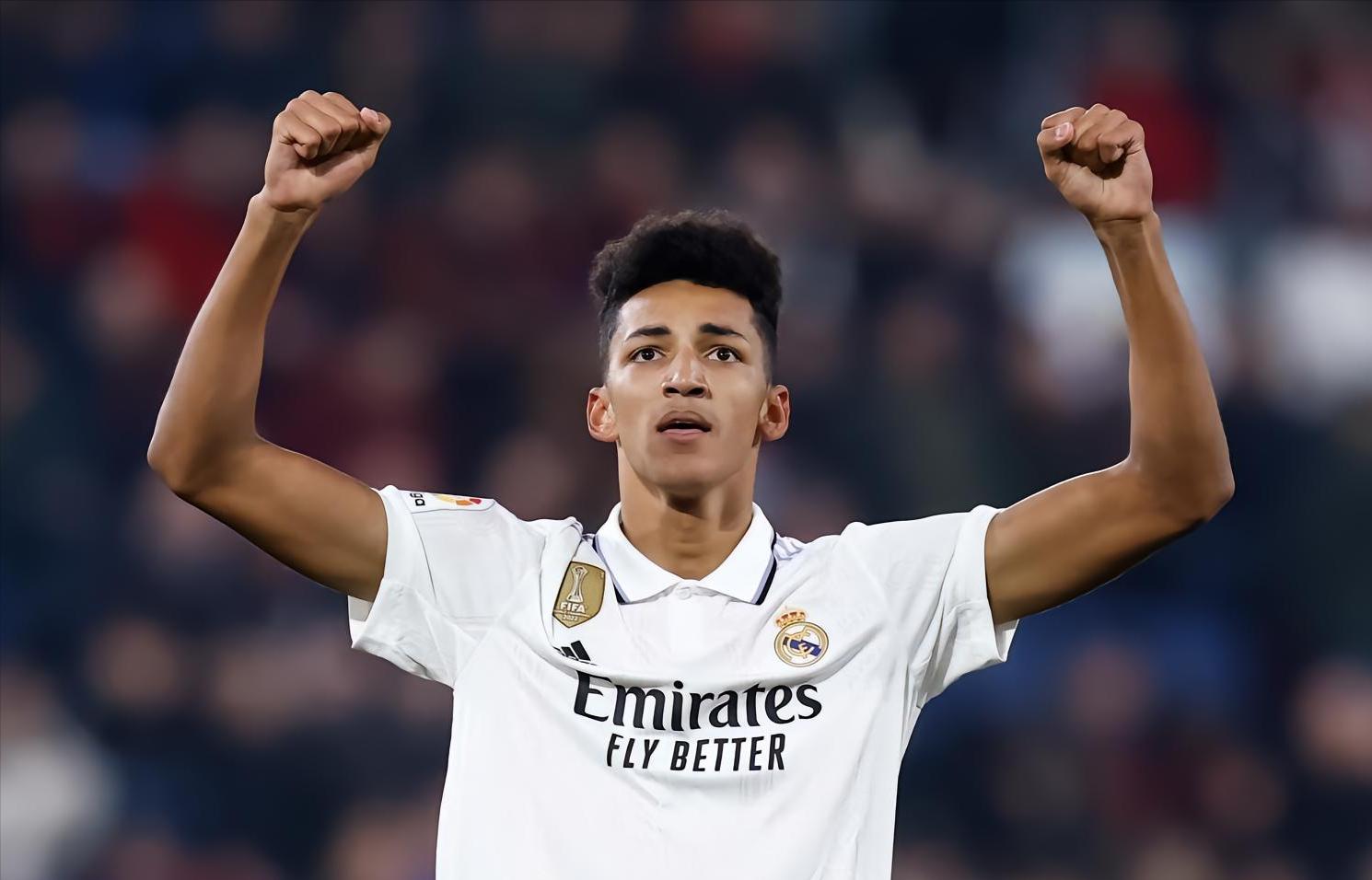 哈兰德姆巴佩阿尔瓦雷斯皇马,阿尔瓦罗罗德里格斯身高体重皇马