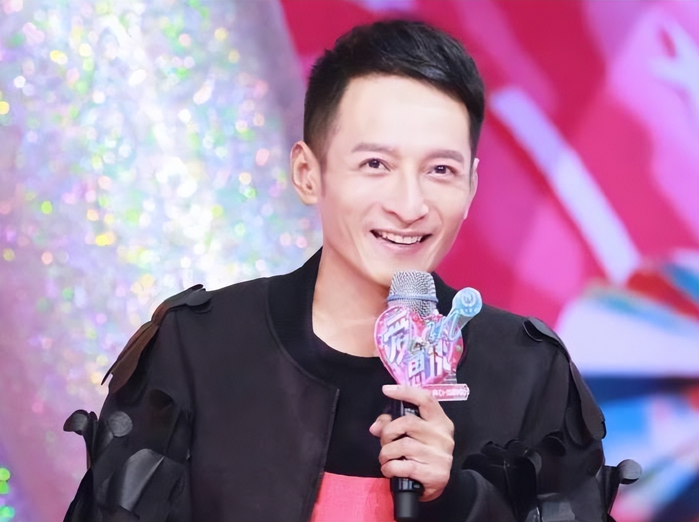 李维嘉经历了什么2017,李维嘉从快本退出现在在做什么