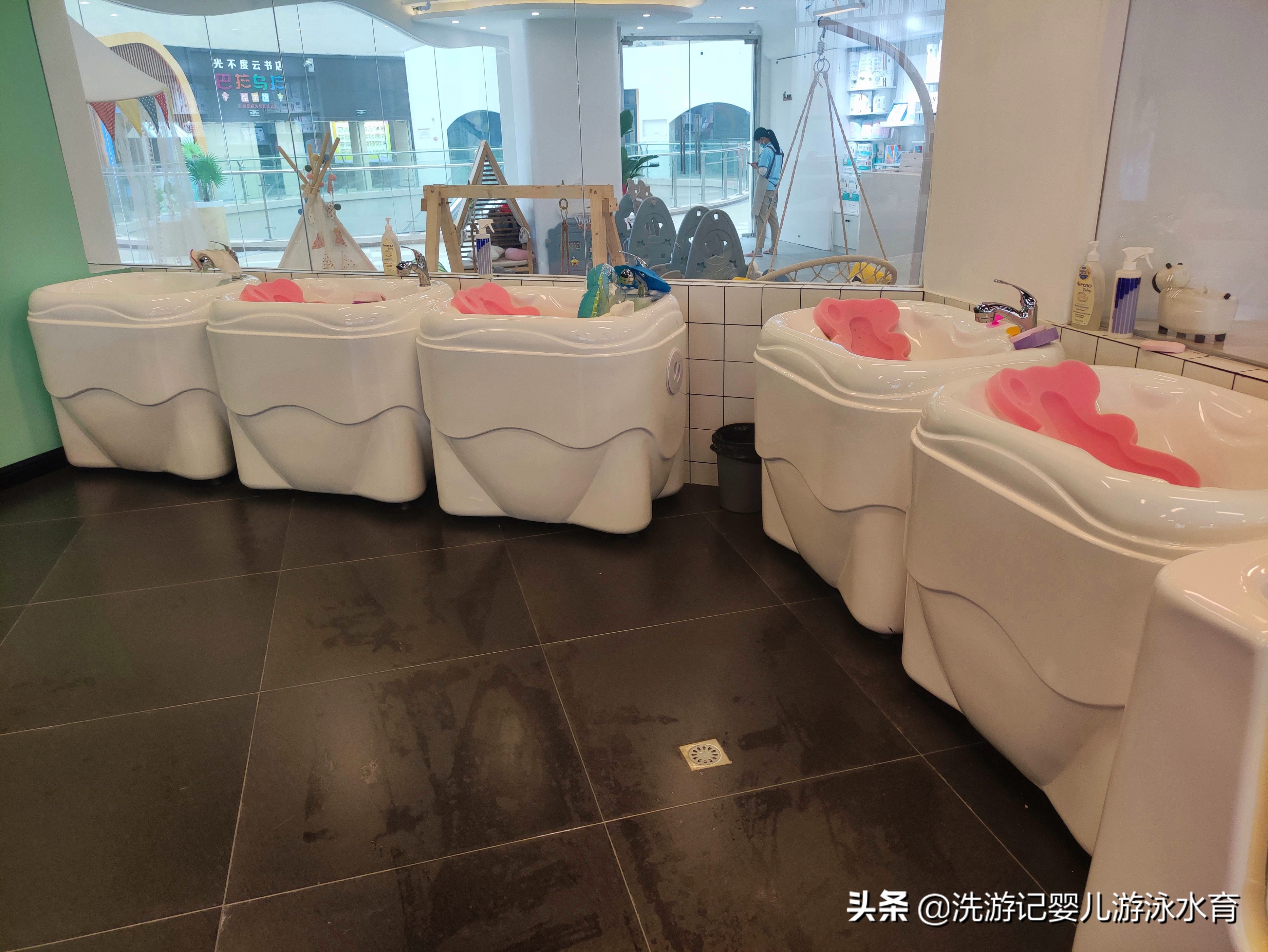 母婴店泳池翻新,郑州婴儿洗澡母婴馆