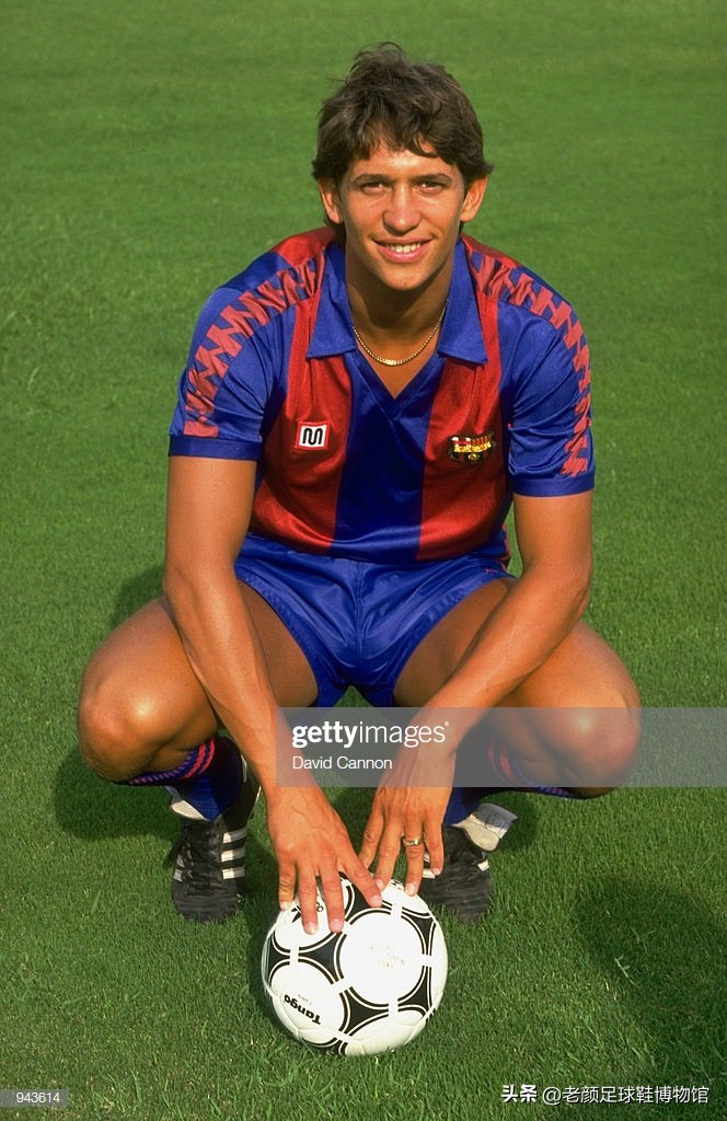 英国足坛四位顶级球星代言的超冷门球鞋，国内球迷可能从来没见过