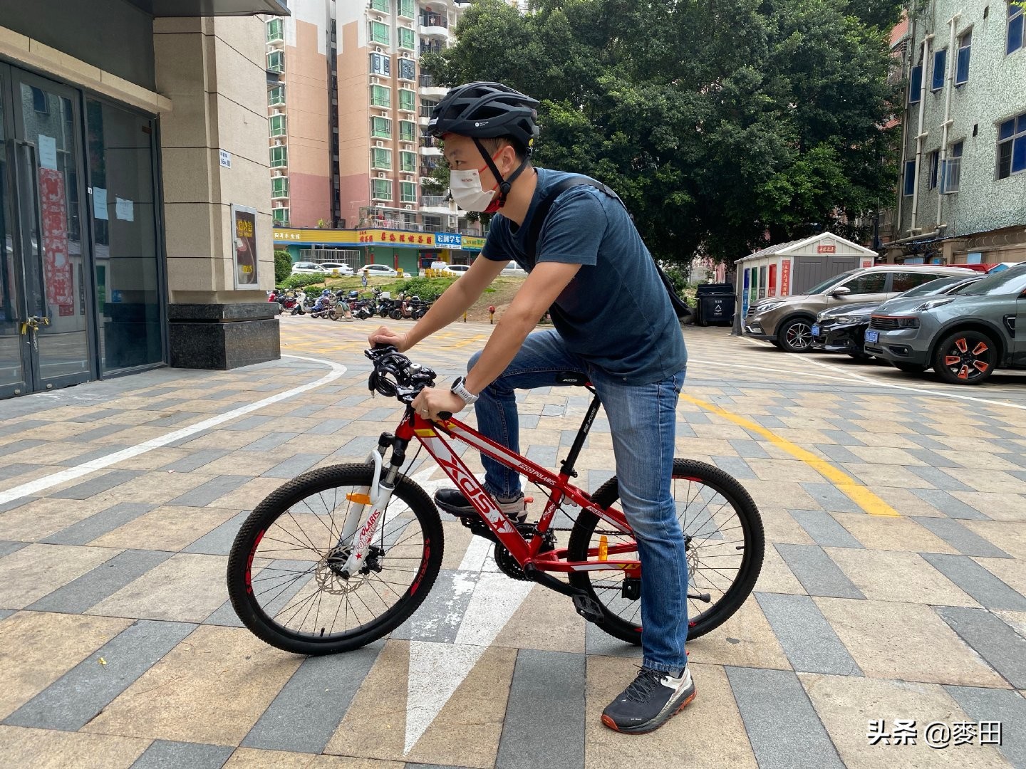 科技感爆棚的未来型头盔,智能头盔helmet