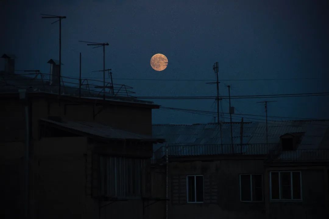 一个超级简单的拍月亮方法,怎么简单操作拍月亮最美