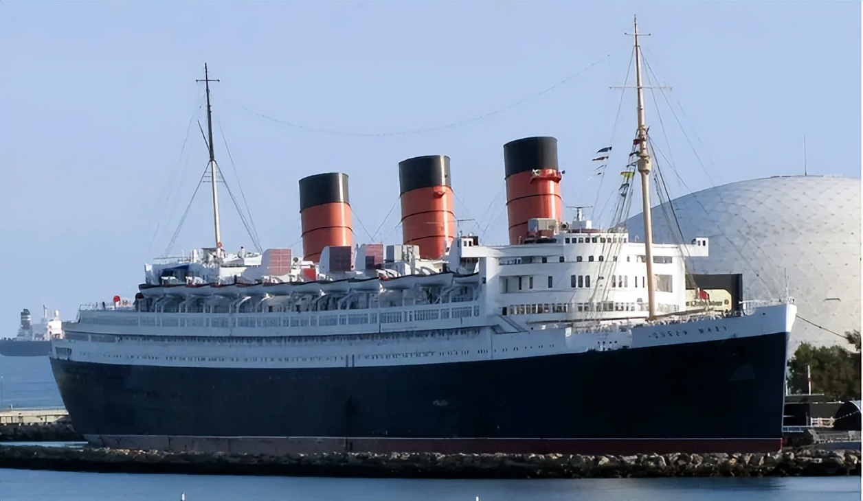 世界杯大胜伊朗的英格兰，是现代足球的起源，也是邮轮的起源