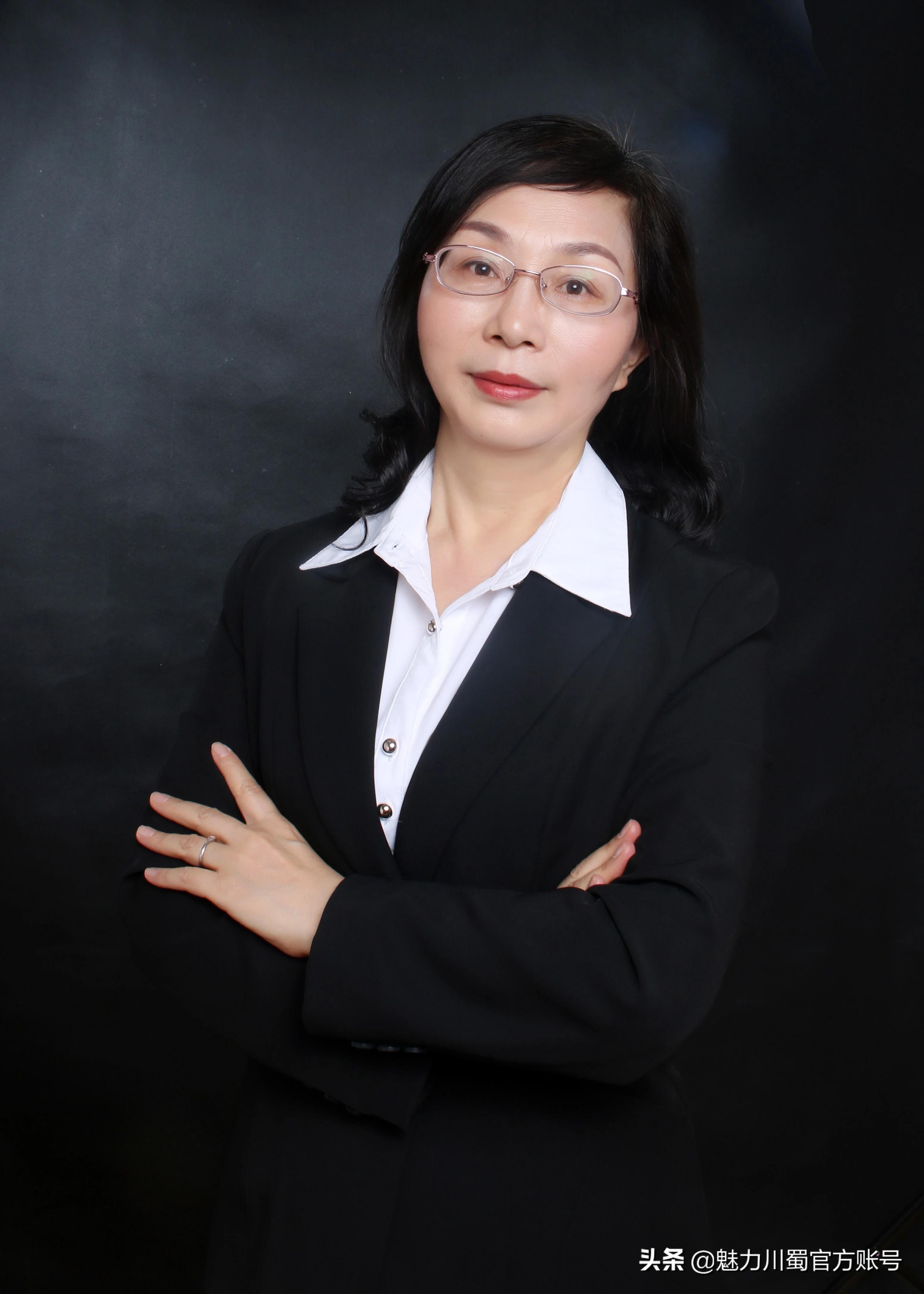 绵阳外国语学校李俊老师,绵阳外国语学校历史老师