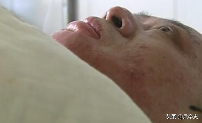 17岁女孩放弃高考捐骨髓救母亲,18岁女儿放弃高考捐骨髓救母亲