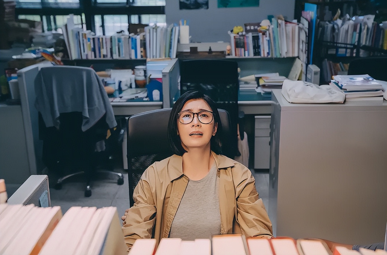 羞耻又上头!63岁老妈网恋奔现远嫁澳洲,不厚码没法看?