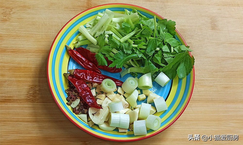 红烧草鱼最简单又好吃的做法,怎样红烧草鱼更美味