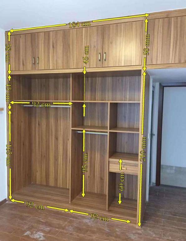 定制衣柜的尺寸一般是多少,各种衣柜定制板材报价