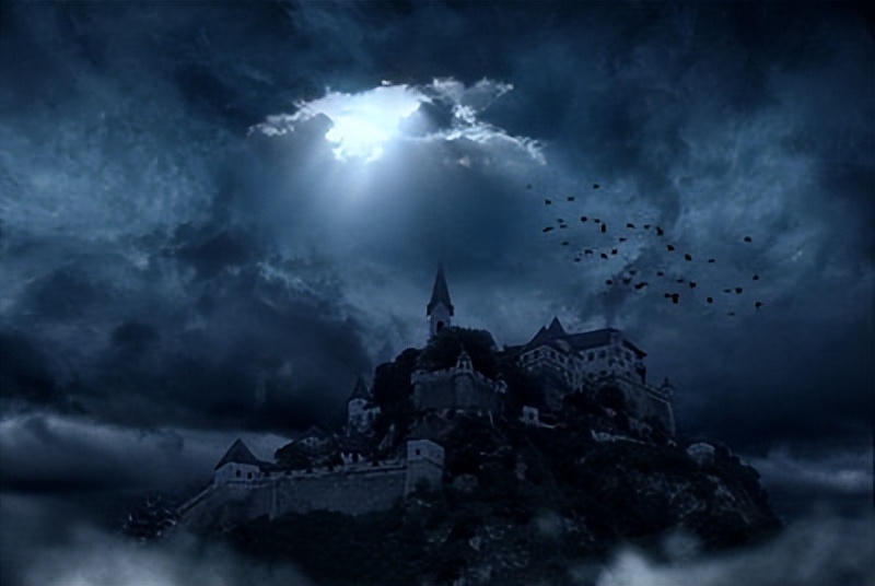 十大经典完结吸血鬼小说,有一本讲吸血鬼的小说