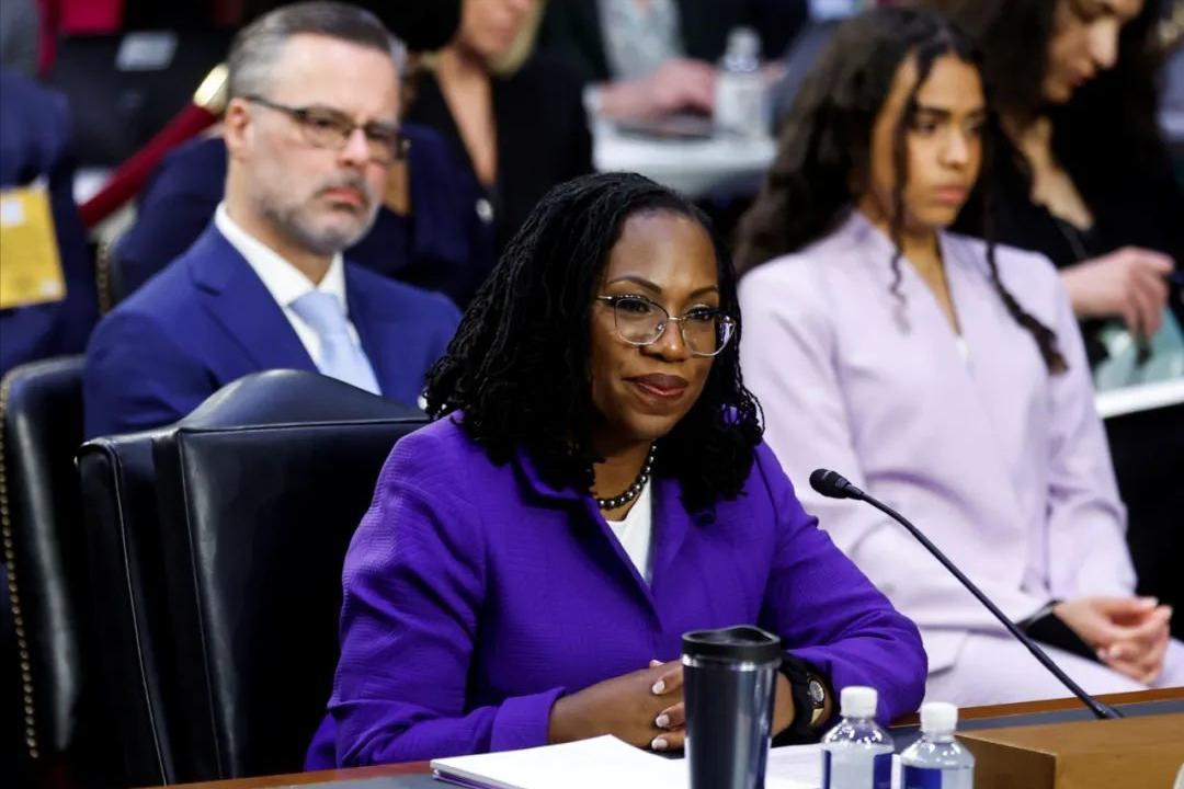 美国律法：精神错乱与不成文法的结论