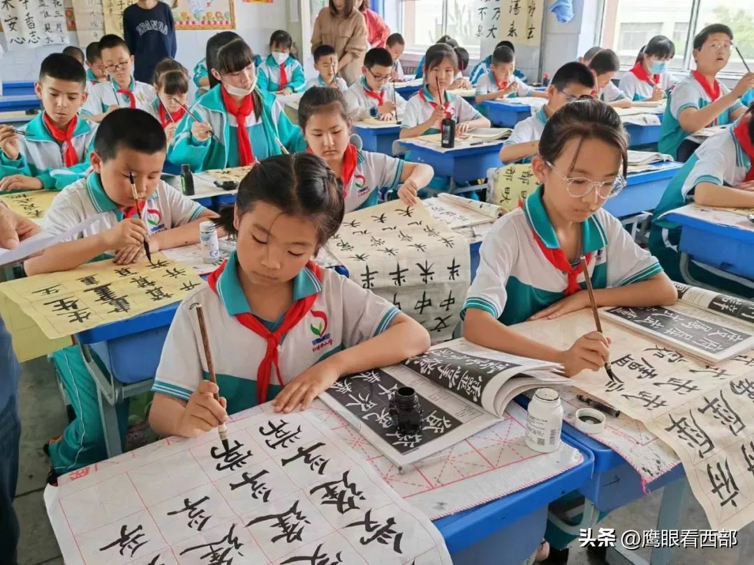 崆峒区红旗街小学2017届,红旗小学社团演出