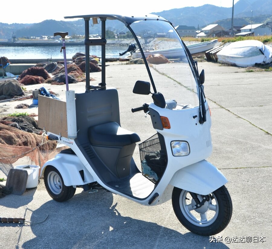 在中国张同学火了，最近在日本这位91岁的渔民火了