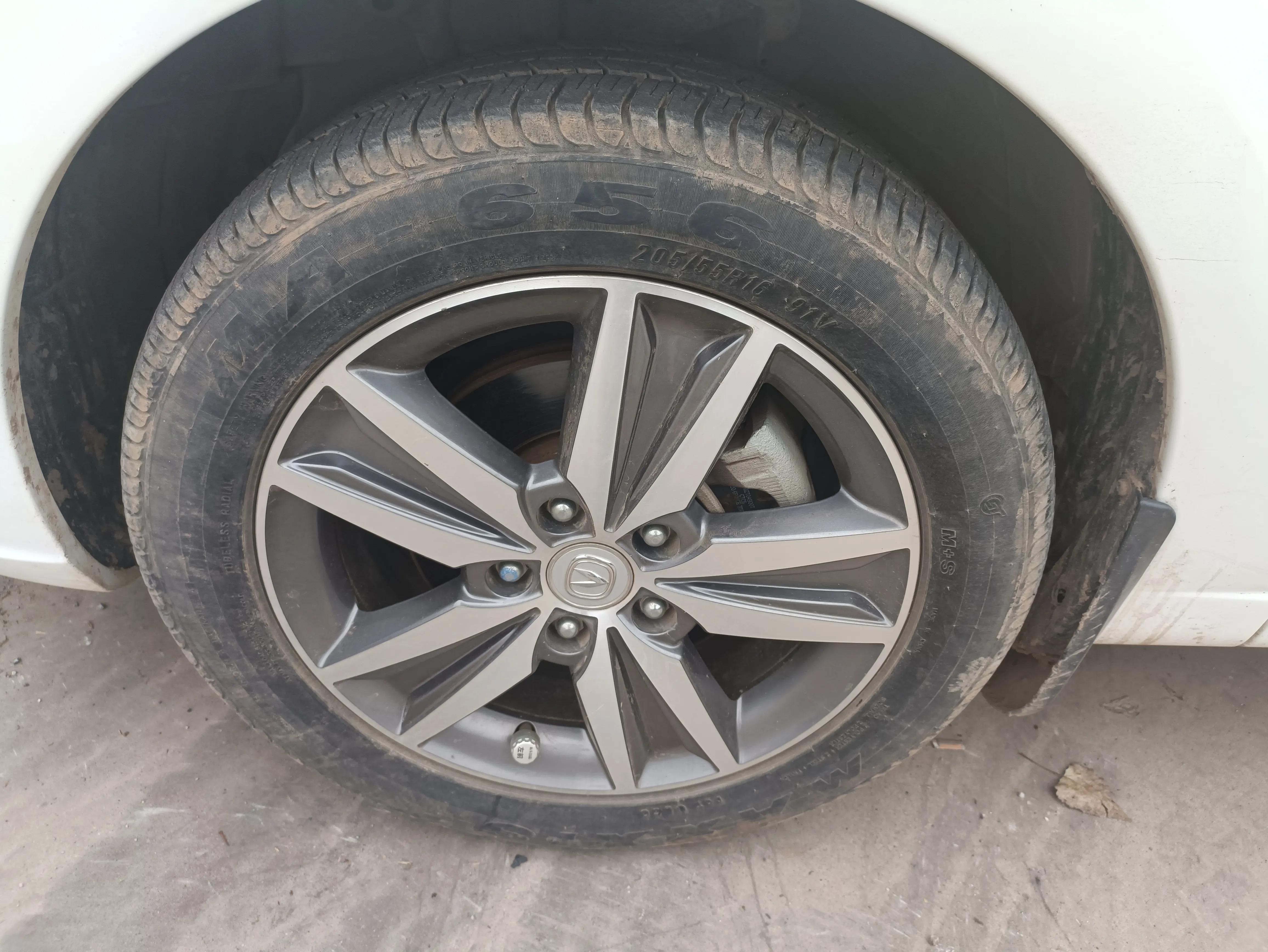 逸动plus油耗车主真实油耗,逸动车油耗怎么看